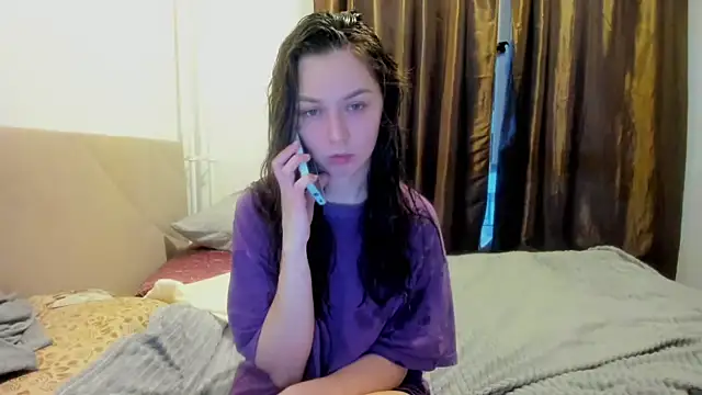 Snapshot of Adela_Vetta chatting on 02-13-26, 02:28 Adela Vetta online show from 02-13-26, 02:28