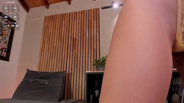 honeyhot69   online show from 03-15-26, 12:23