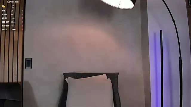 Snapshot of honeyhot69__ chatting on 02-18-25, 11:33 honeyhot69   online show from 02-18-25, 11:33