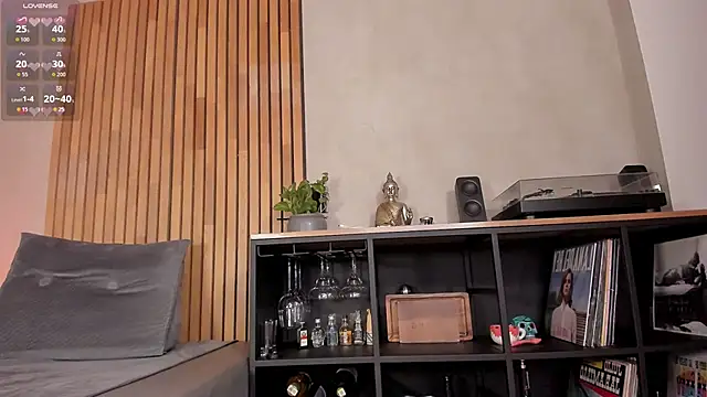 honeyhot69   online show from 03-09-26, 12:09