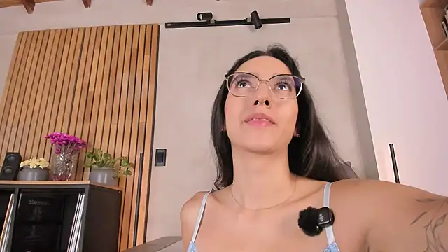 honeyhot69   online show from 05-15-26, 11:30
