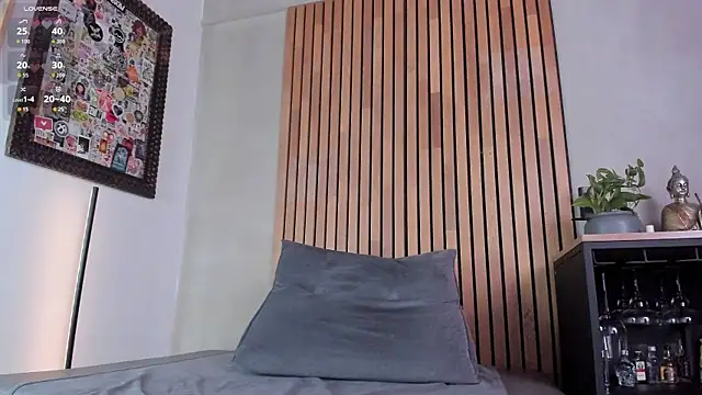 honeyhot69   online show from 04-13-26, 11:47