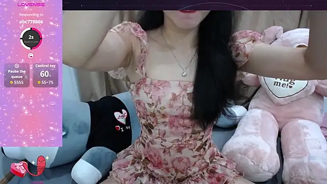 Amila-xoxo online show from 12-19-25, 12:58