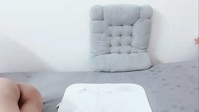 Sarah-ery online show from 03-10-26, 01:31