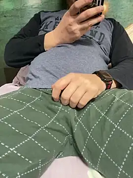 ionut9879 online show from 02-12-26, 01:00