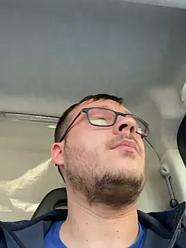 ionut9879 online show from 03-05-25, 09:16