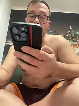 ionut9879 online show from 11-08-25, 10:52