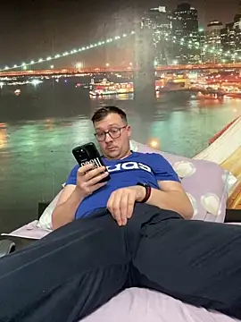 ionut9879 online show from 02-26-26, 12:16