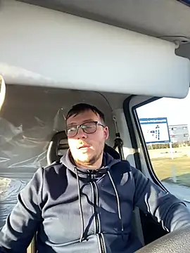 ionut9879 online show from 03-07-25, 05:40