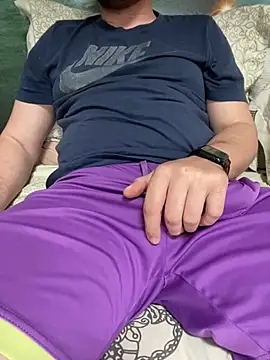 ionut9879 online show from 04-07-26, 11:23