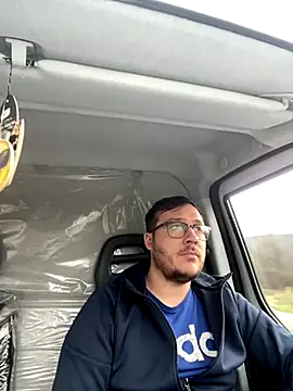 ionut9879 online show from 12-04-24, 06:16