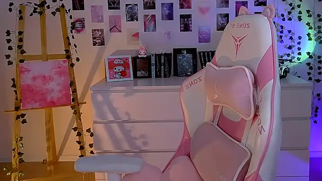 AliceCharmy online show from 01-31-25, 11:13