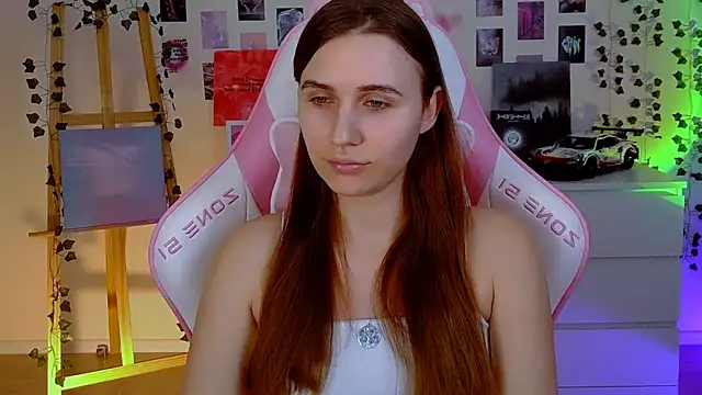 AliceCharmy online show from 02-18-25, 07:09