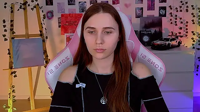 AliceCharmy online show from 02-13-25, 04:50