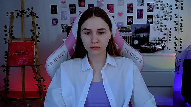 AliceCharmy online show from 10-12-25, 06:26