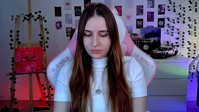 AliceCharmy online show from 09-10-25, 10:03