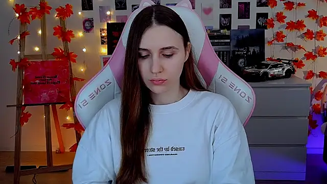 AliceCharmy online show from 11-23-25, 07:29