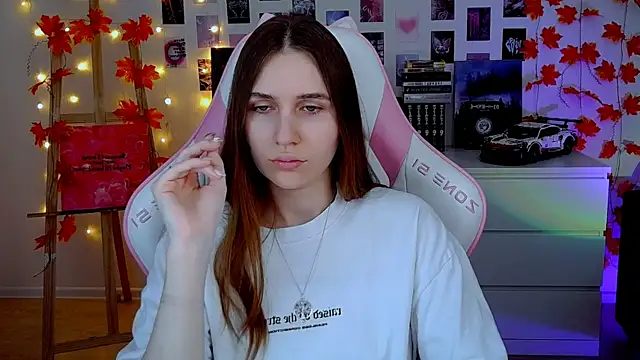 AliceCharmy online show from 11-28-25, 07:08