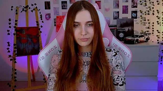 AliceCharmy online show from 03-18-25, 03:33