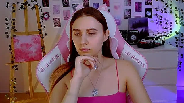 AliceCharmy online show from 01-28-25, 02:10