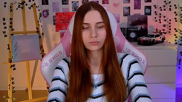 AliceCharmy online show from 02-12-25, 04:44