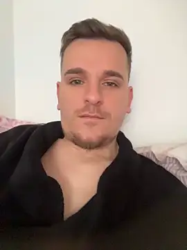 Huge cock22cm online show from 05-08-26, 04:49