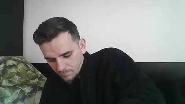 Huge cock22cm online show from 03-10-25, 06:49