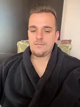 Huge cock22cm online show from 05-04-26, 09:23