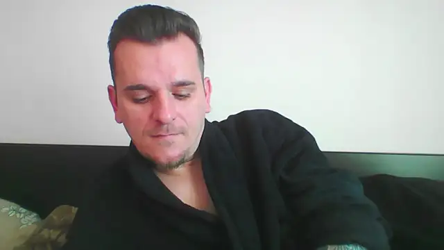 Huge cock22cm online show from 04-26-26, 07:27