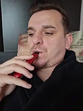 Snapshot of Huge_cock22cm chatting on 02-19-26, 08:11 Huge cock22cm online show from 02-19-26, 08:11