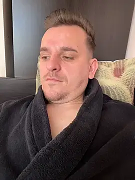 Huge cock22cm online show from 03-06-26, 07:47