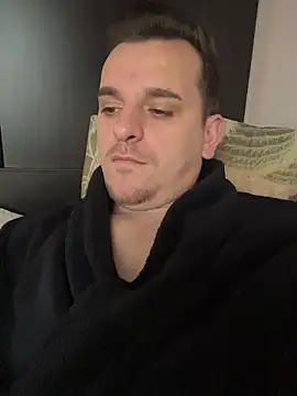 Snapshot of Huge_cock22cm chatting on 02-25-26, 08:03 Huge cock22cm online show from 02-25-26, 08:03