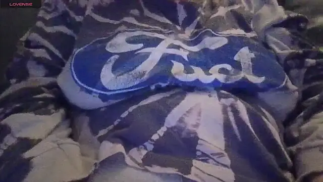 Snapshot of MissKisu chatting on 10-18-25, 07:10 MissKisu online show from 10-18-25, 07:10