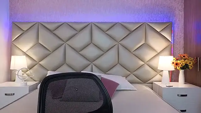 Brenda Garcia online show from 09-20-25, 06:46