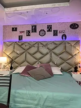 Brenda Garcia online show from 10-11-25, 07:15