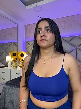 Brenda Garcia online show from 12-18-25, 08:23