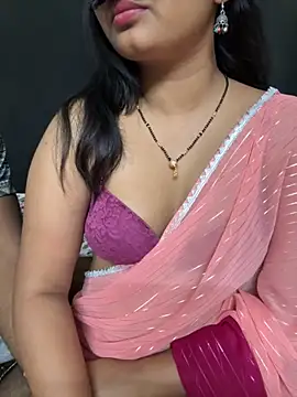Snapshot of Magical-Couple-telugu chatting on 09-27-25, 09:43 Magical-Couple-telugu online show from 09-27-25, 09:43
