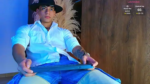 Josep Davies online show from 10-31-25, 10:49