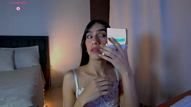 AlanaSofiia online show from 06-27-26, 04:24
