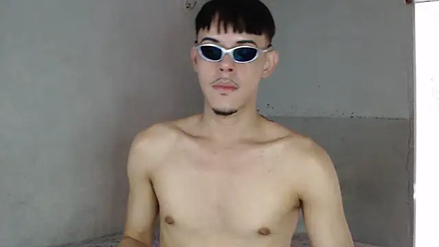 MicaelRian69 online show from 10-26-25, 04:40