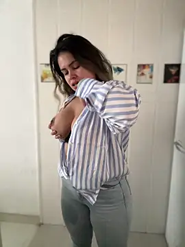 melanny10 online show from 01-02-25, 12:46