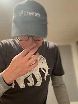 mouser21212 online show from 02-21-25, 02:38