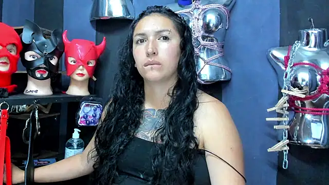 Snapshot of LucyStrike_ chatting on 02-20-25, 09:53 LucyStrike online show from 02-20-25, 09:53