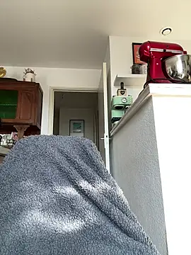 Luccreccia  online show from 03-19-26, 02:39