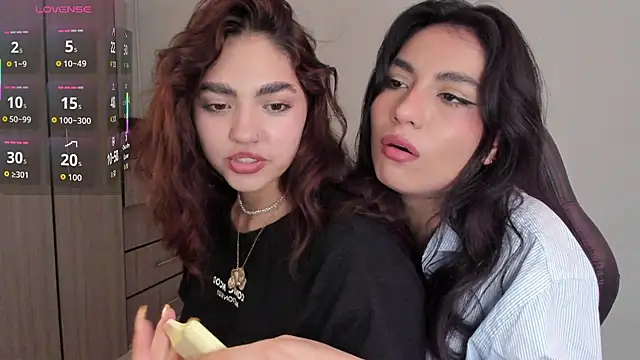 Snapshot of Dahian-peach chatting on 12-02-25, 08:21 Dahian-peach online show from 12-02-25, 08:21