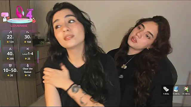 Snapshot of Dahian-peach chatting on 11-22-25, 04:11 Dahian-peach online show from 11-22-25, 04:11