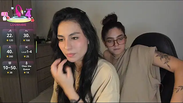 Snapshot of Dahian-peach chatting on 11-12-25, 05:33 Dahian-peach online show from 11-12-25, 05:33