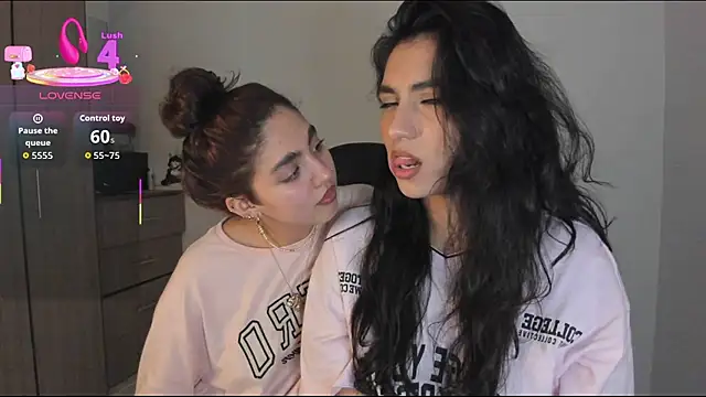 Snapshot of Dahian-peach chatting on 10-29-25, 08:24 Dahian-peach online show from 10-29-25, 08:24