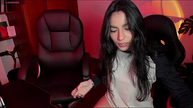 Snapshot of Dahian-peach chatting on 02-24-26, 12:11 Dahian-peach online show from 02-24-26, 12:11