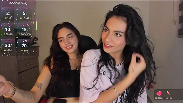 Snapshot of Dahian-peach chatting on 10-25-25, 07:40 Dahian-peach online show from 10-25-25, 07:40